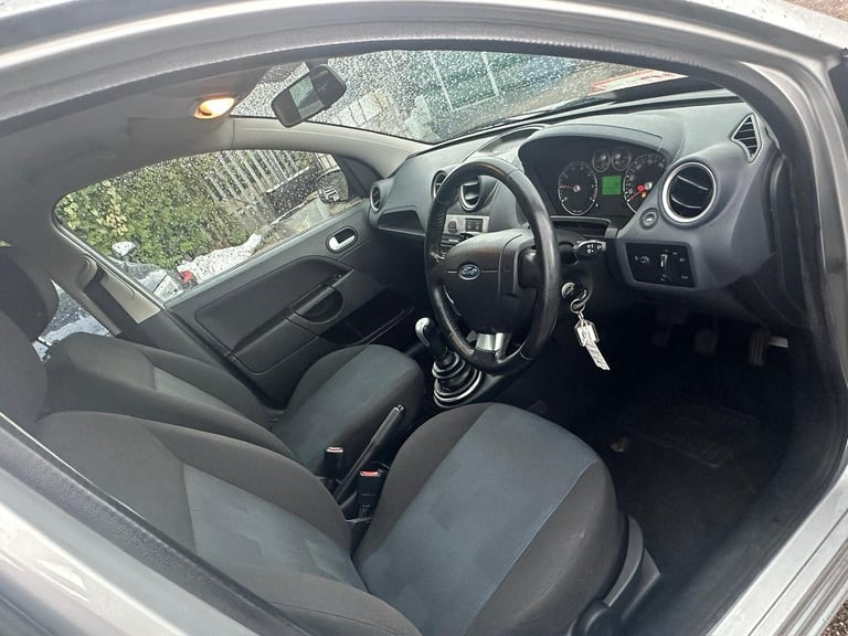 Ford Fiesta 1.4 Zetec Climate 5dr Petrol Manual - Image 18