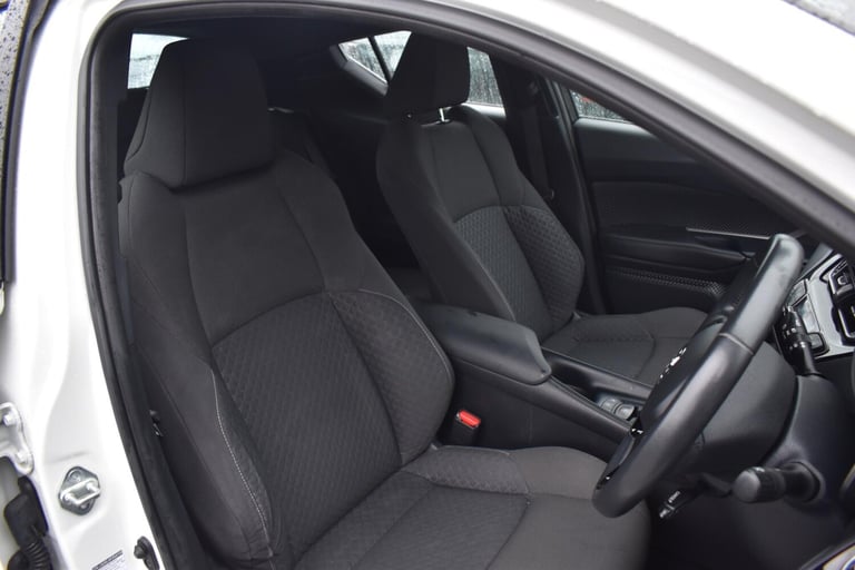 2020 Toyota C-HR 1.8 VVT-h Icon CVT Euro 6 (s/s) 5dr HATCHBACK Petrol/Electric Hybrid Automatic
