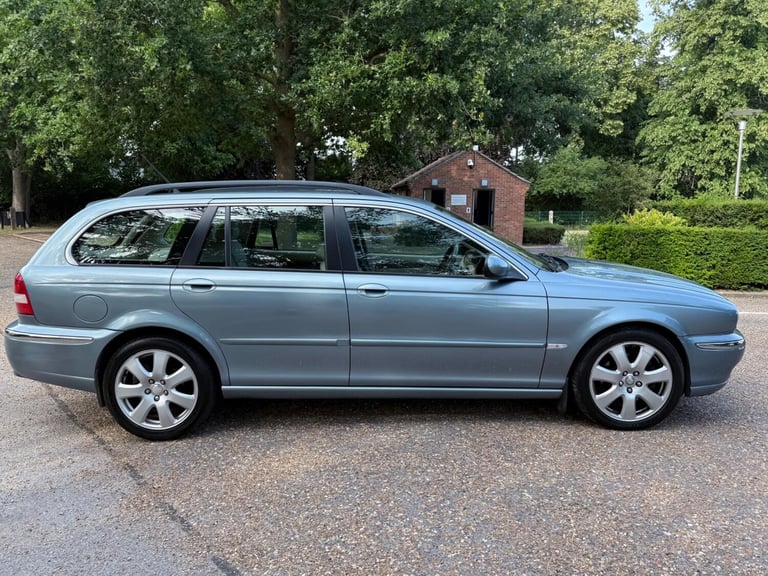 2004 Jaguar X-Type 2.5 V6 SE (AWD) 5dr ESTATE Petrol Automatic