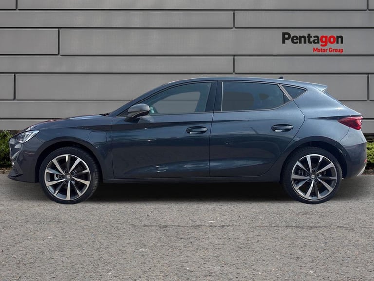  SEAT Leon e Hybrid 1.4 Ehybrid 13kwh Fr Sport Hatchback 5dr Petrol Plug In
