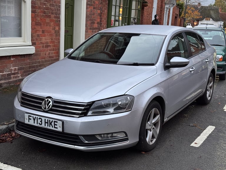image for Volkswagen, PASSAT, Saloon, 2013, Semi-Auto, 1968 (cc), 4 doors