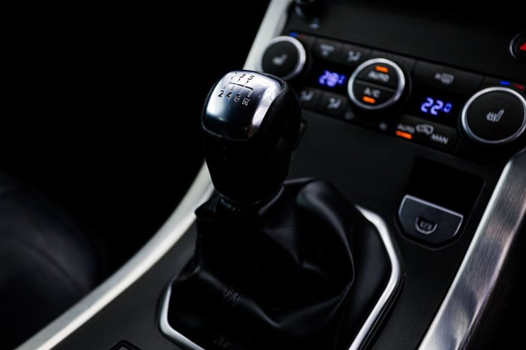 2018 Land Rover Range Rover Evoque 2.0 TD4 SE 5dr ESTATE DIESEL Manual