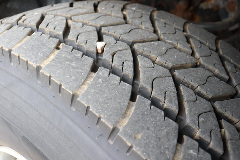 DAF LF55 220 4X2 DROPSIDE STEEL INSULATED TIPPER (2008)