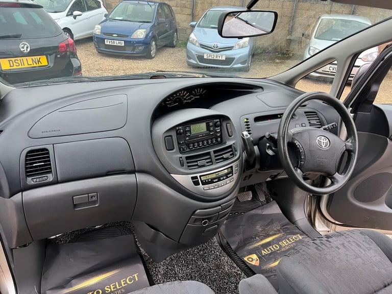 2004 Toyota Previa 2.4 VVTi T Spirit 7 seats 5dr Auto MPV PETROL Automatic