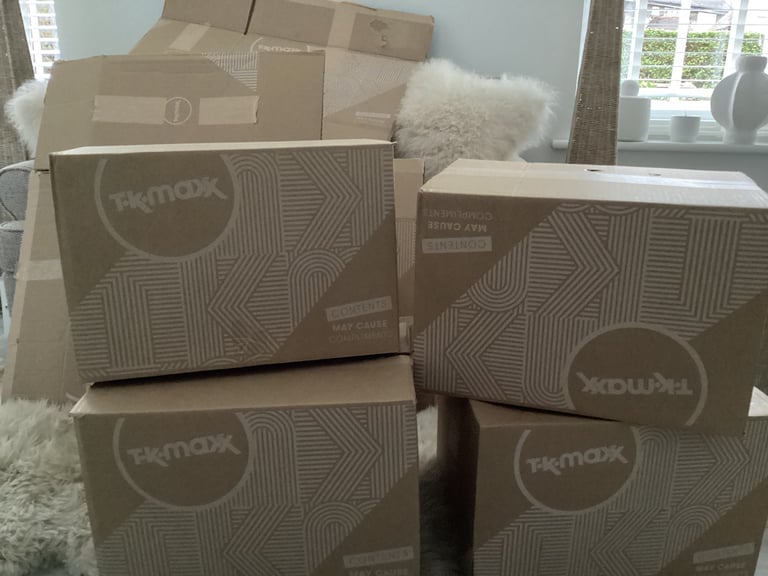 Cardboard boxes large  8+ 