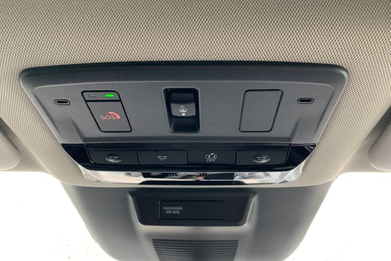 2025 Nissan Qashqai 1.5 E-Power N-Connecta [Glass Roof] 5dr Auto Hatchback Hybrid Automatic