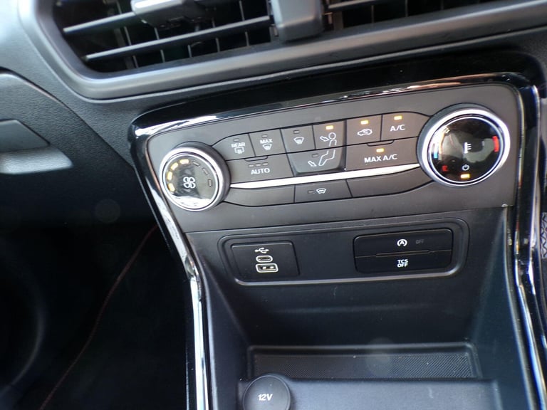 2022 Ford Ecosport EcoSport ST-Line 5 Door 1.0L Ford EcoBoost 140PS FWD 6 Speed Manual HATCHBACK ...