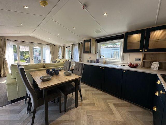 Willerby Gainsborough 15ft x 41ft - 2 bedrooms in Thornton-Cleveleys  - Lodge 