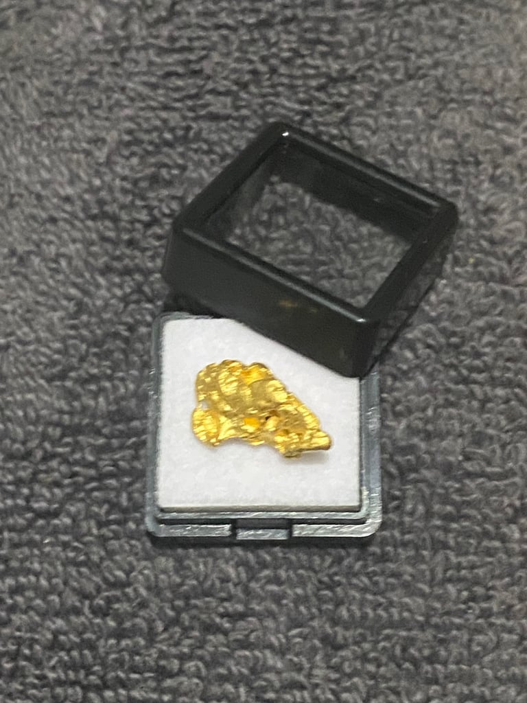 5.67g Australian raw gold nuggets 