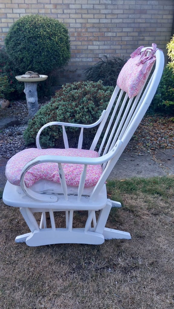 image for Classic Rocking Chair 