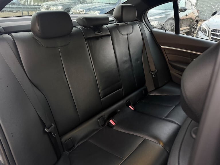 2015 BMW 3 Series 2.0 320d M Sport Saloon 4dr Diesel Auto xDrive Euro 6 (s/s)