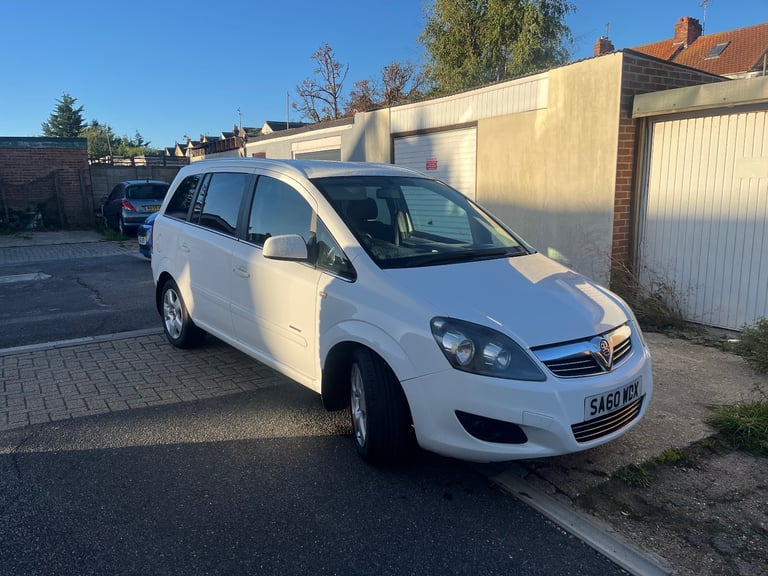 VAUXHALL ZAFIRA 7 SEATS NEW MOT CHEAP TAX 