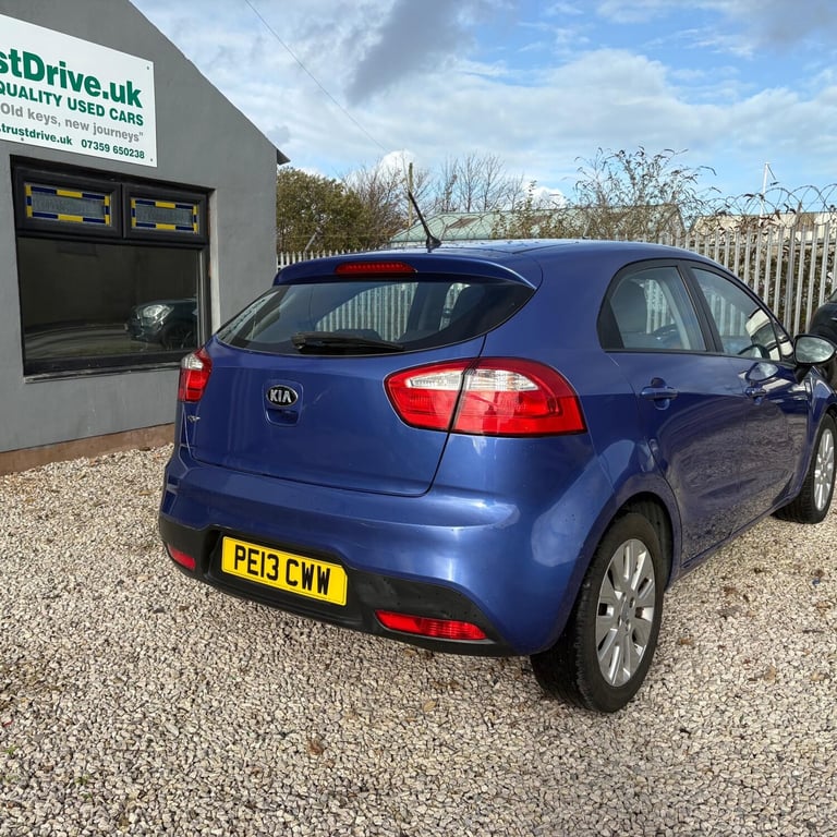 2013 Kia Rio 1.1 CRDi 2 EcoDynamics 5dr HATCHBACK DIESEL Manual
