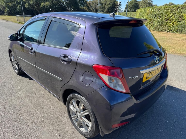 TOYOTA YARIS 1.3 Dual VVT-i SR 2012