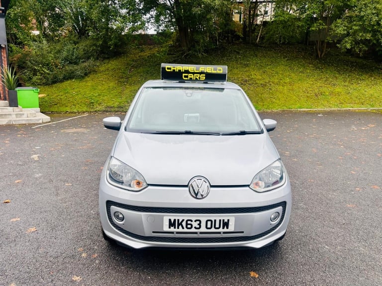 VOLKSWAGEN UP 1.0 High up! 2013