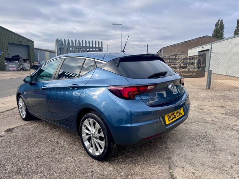 2016 Vauxhall Astra 1.6 CDTi ecoFLEX Design Hatchback 5dr Diesel Manual Euro 6 (s/s) (110 ps) Hat...