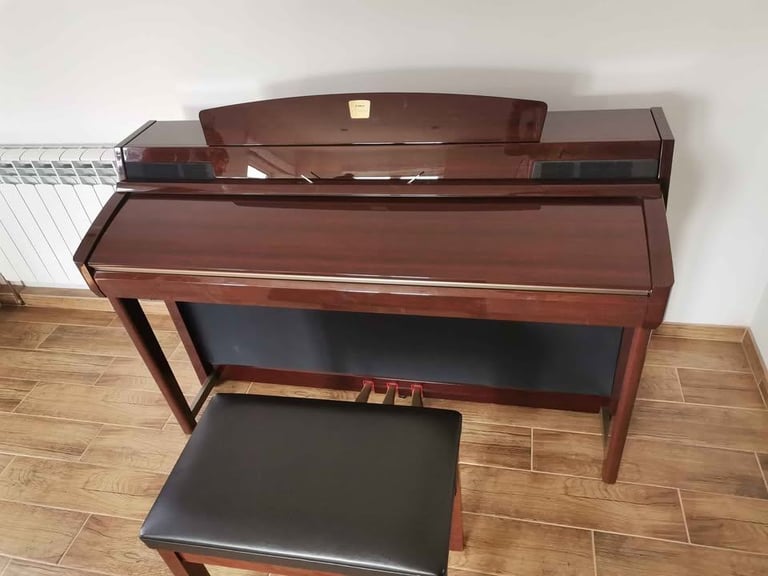 CAN DELIVER - YAMAHA CLAVINOVA CLP-280 DIGITAL PIANO WITH GH3 KEYBOARD IN VERY GOOD CONDITION
