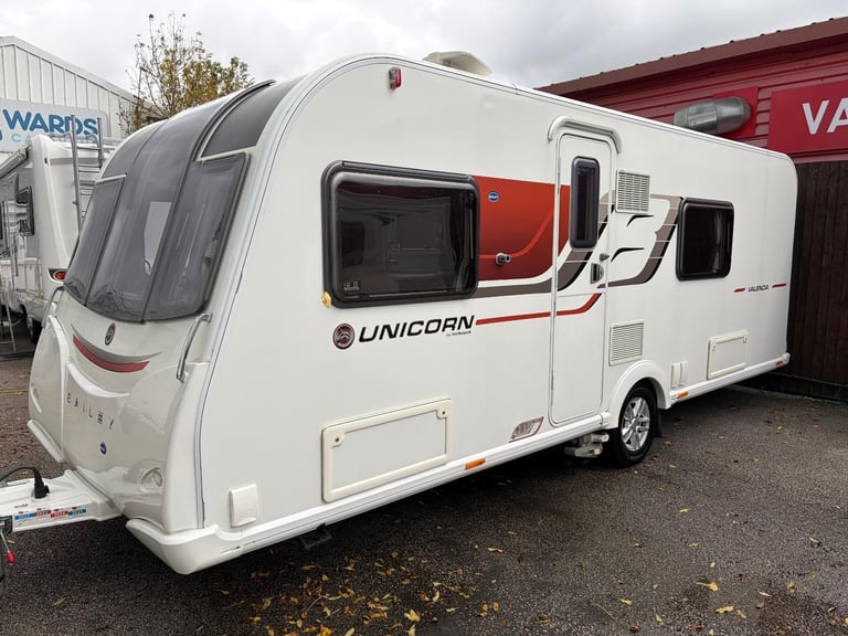 Bailey Unicorn Valencia 4 berth 2017 mover ***NOW SOLD***