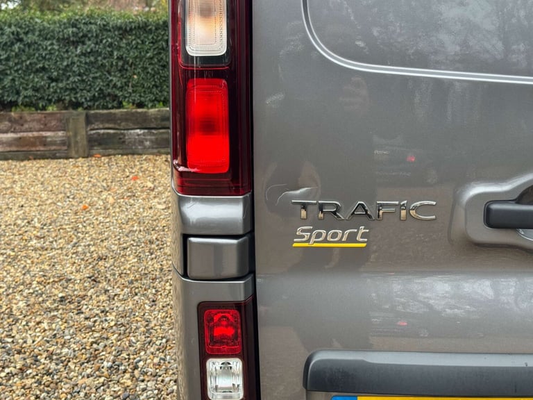 2019 Renault Trafic 1.6 Trafic SL27 Sport Nav dCi Panel Van Diesel Manual