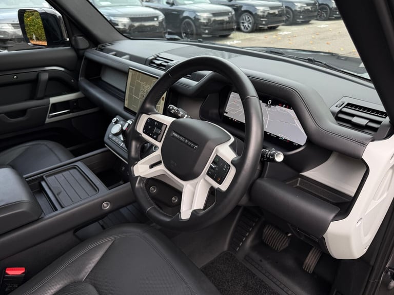 2022 Land Rover Defender 110 3.0 D300 MHEV HSE SUV 5dr Diesel Auto 4WD Euro 6 (s/s) (300 ps) ESTA...