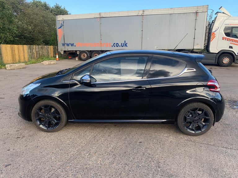 Peugeot, 208, Hatchback, 2014, Manual, 1598 (cc), 3 doors
