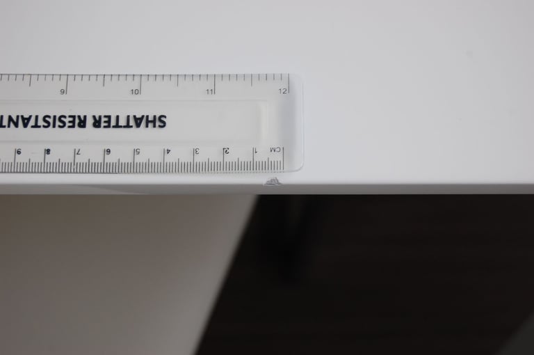 Extending Dining Table & 4 Chairs in High Gloss White