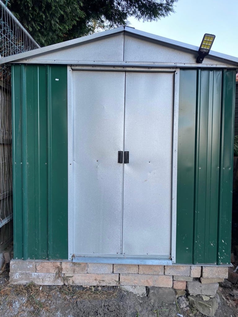 image for Metal shed