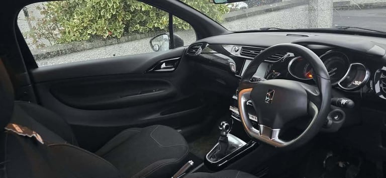 DS, DS 3, Hatchback, 2015, Manual, 1560 (cc), 3 doors