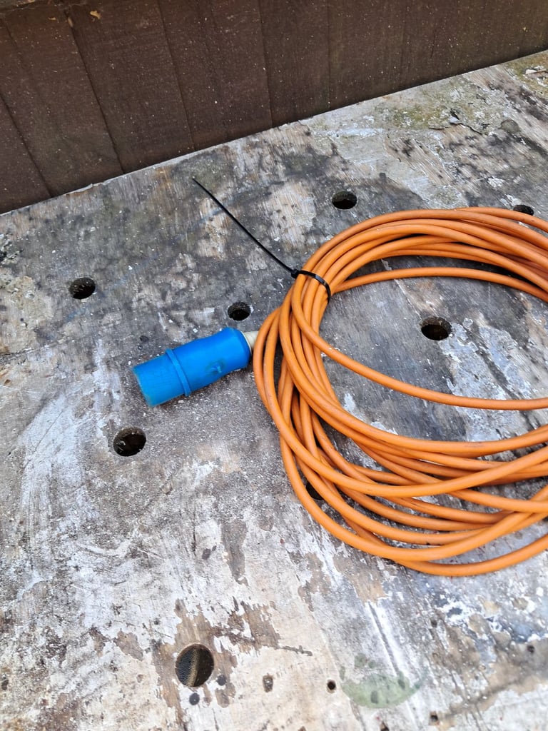 13.5 metre caravan hook up lead 