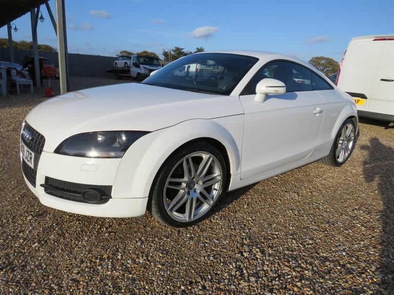image for 2009 Audi TT 2.0 TDI Quattro 2dr COUPE Diesel Manual