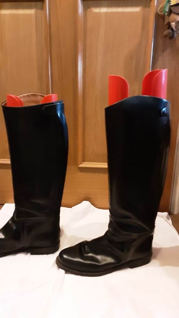 adult size 8 wide black long leather full zip toggi/kudu riding boots