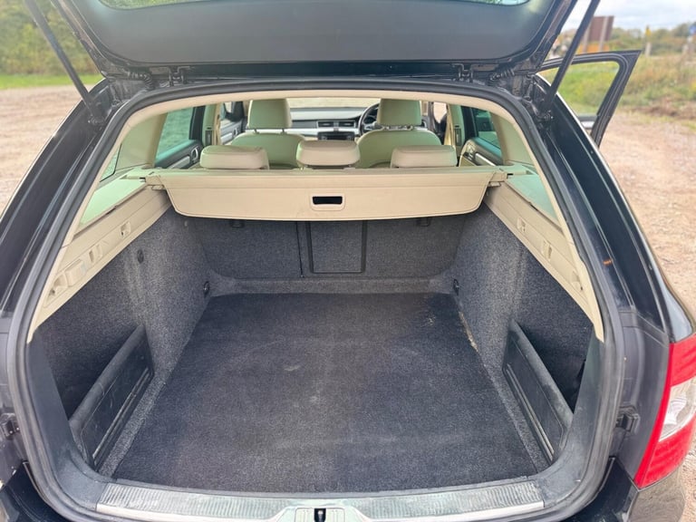 2014 Skoda Superb 2.0 TDI CR 170 Elegance 4X4 5dr DSG ESTATE DIESEL Automatic