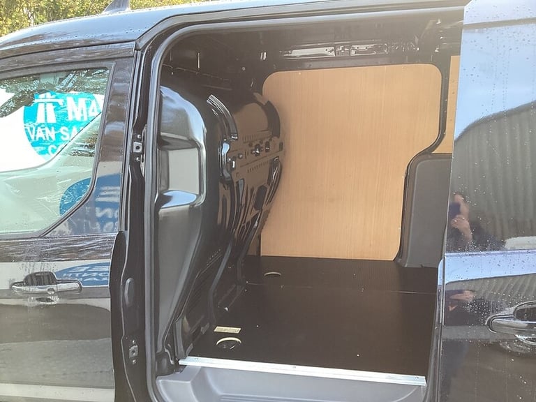 2022 Ford Transit Connect 250 EcoBlue Limited L/R LWB A/C Euro 6 LWB Panel Van Diesel Manual