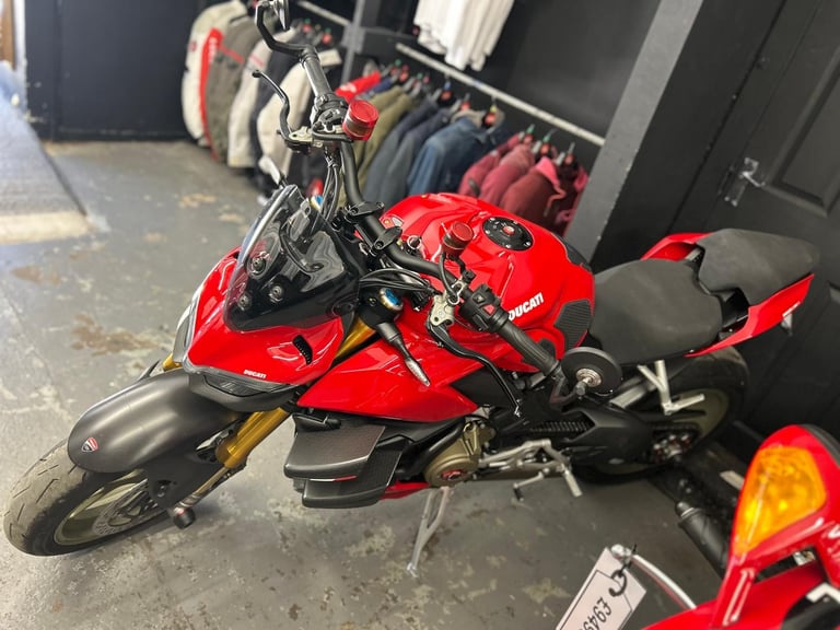 2021 Ducati Streetfighter V4S