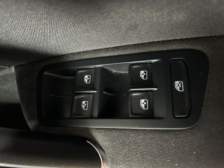 2019 Volkswagen Golf 1.6 TDI Match Hatchback 5dr Diesel Manual Euro 6 (s/s) (115 ps) 1 FORMER OW ...