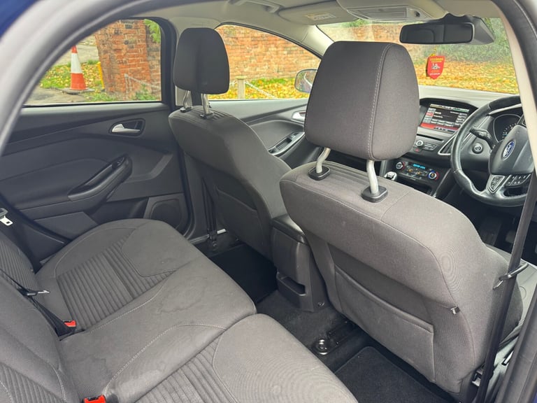 2015 Ford Focus 1.5 TDCi 120 Titanium 5dr HATCHBACK Diesel Manual