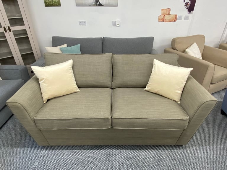 3 SEATER BEIGE SOFA - IMMACULATE CONDITION - VERY COMFY