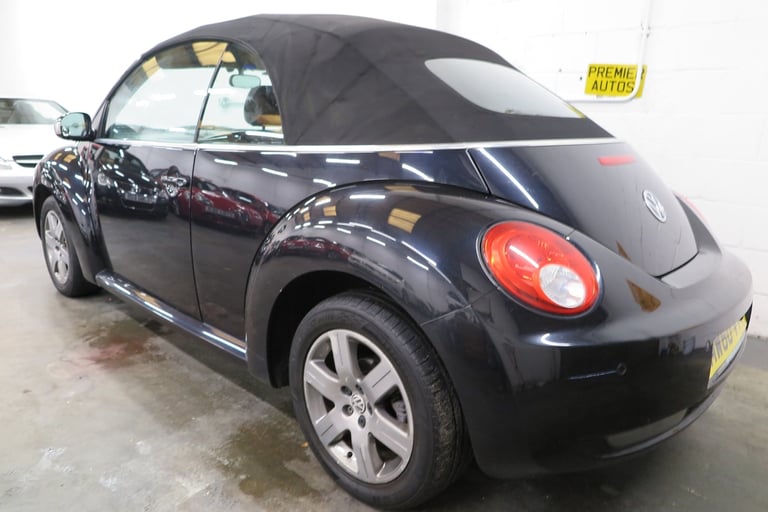 2011 Volkswagen Beetle 1.6 Sola 2dr CONVERTIBLE Petrol Manual