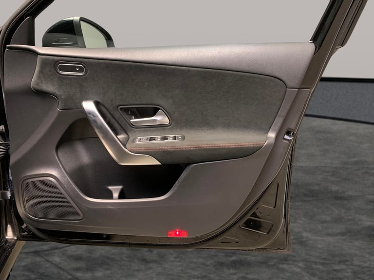 2020 Mercedes-Benz A-Class 1.3 A180 AMG Line (Executive) Hatchback 5dr Petrol 7G-DCT Euro 6 (s/s)...