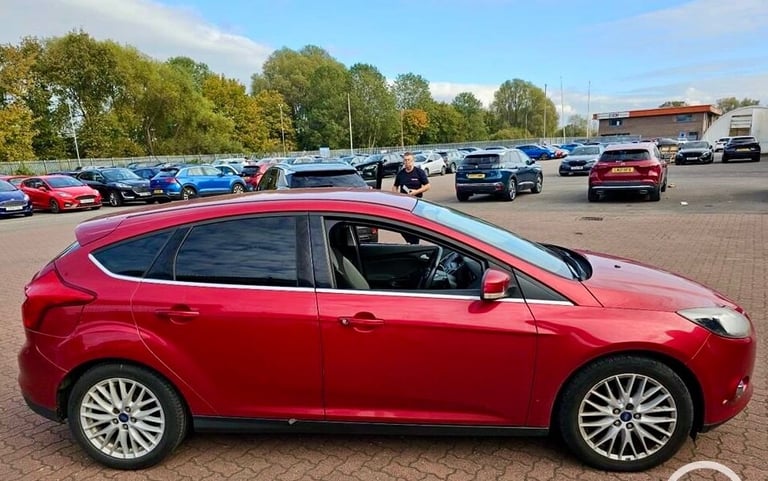 2011 Ford Focus 1.6 Zetec 5dr - due in HATCHBACK Petrol Manual