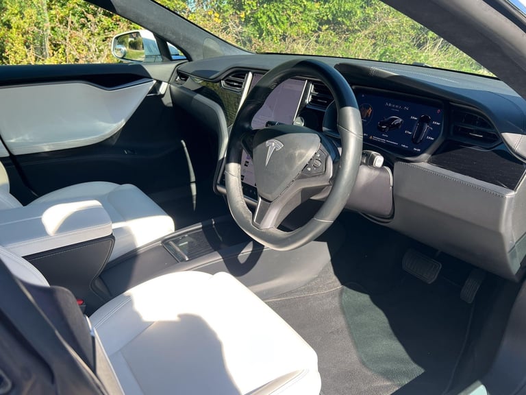 2020 Tesla Model S (Dual Motor) Long Range Auto 4WD 5dr HATCHBACK Electric Automatic