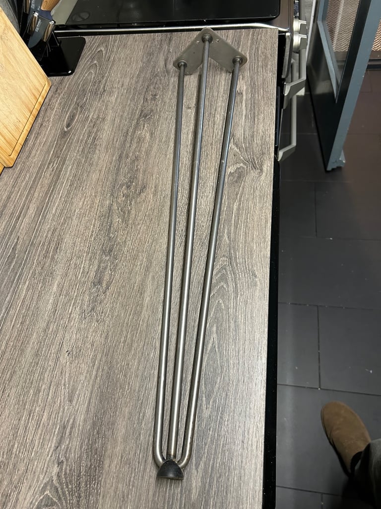 Hair pin table legs
