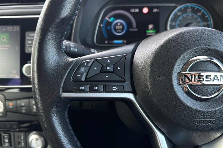  Nissan Leaf 40kwh Tekna Hatchback 5dr Electric Auto 150 Ps Electric