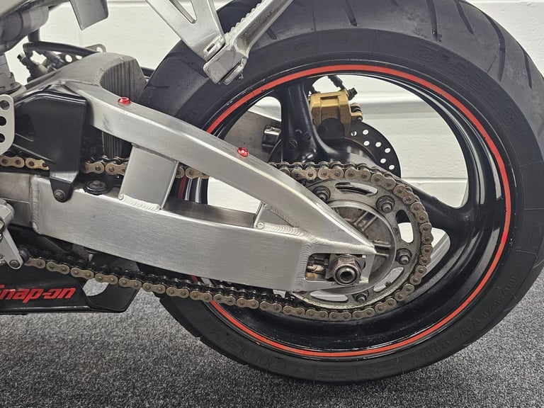 HONDA CBR900RR 929 ** SCORPION EXHAUST - OHLINS STEERING DAMPER - JUNE 26 MOT **