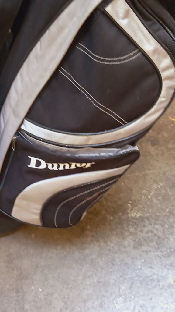 Golf Bag, Stand, With Shoulder Harness in Ex Con 