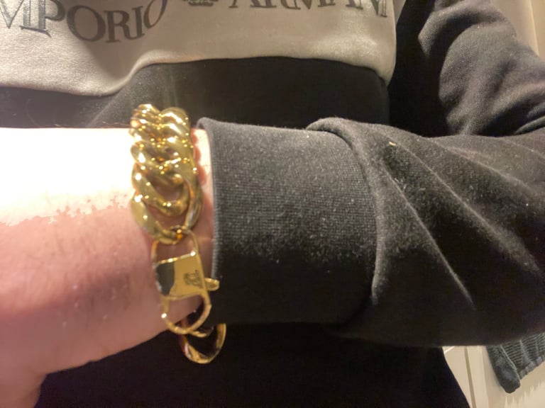 21mm gold necklace and bracelet 