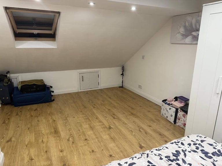 Beautiful Ensuite Loft Double Room for Rent