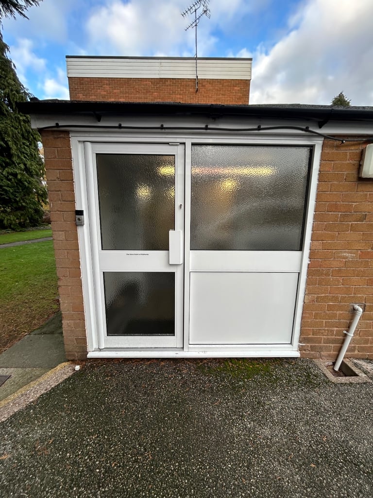 Commercial Unit To Rent Shirley, Solihull, Bills Included