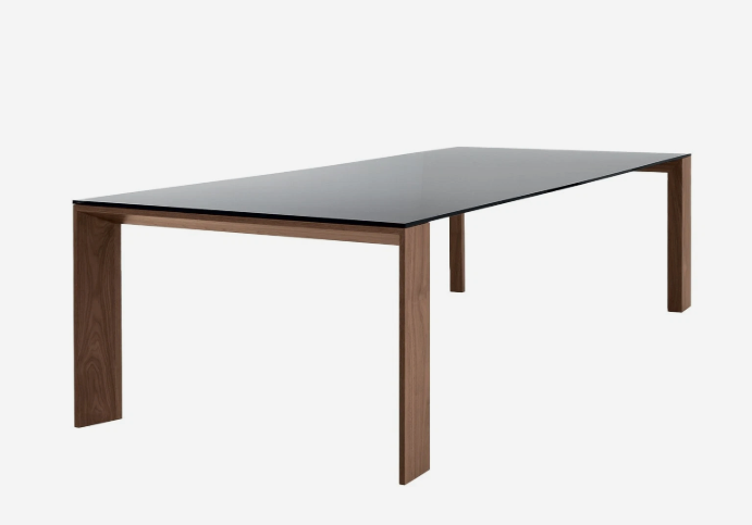 Extendable Dining Table by Italian Brand Calligaris (6-8 Seater)