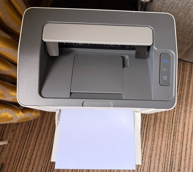 Laser printer hp 108w ( Not Colour)